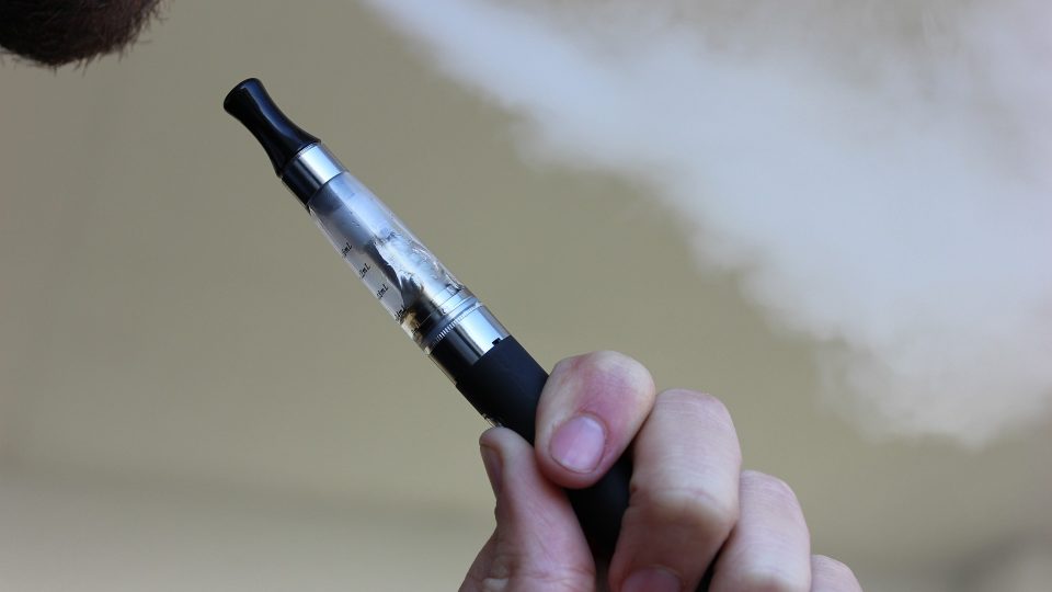 Medical experts debunk common myths and misconceptions about vaping.